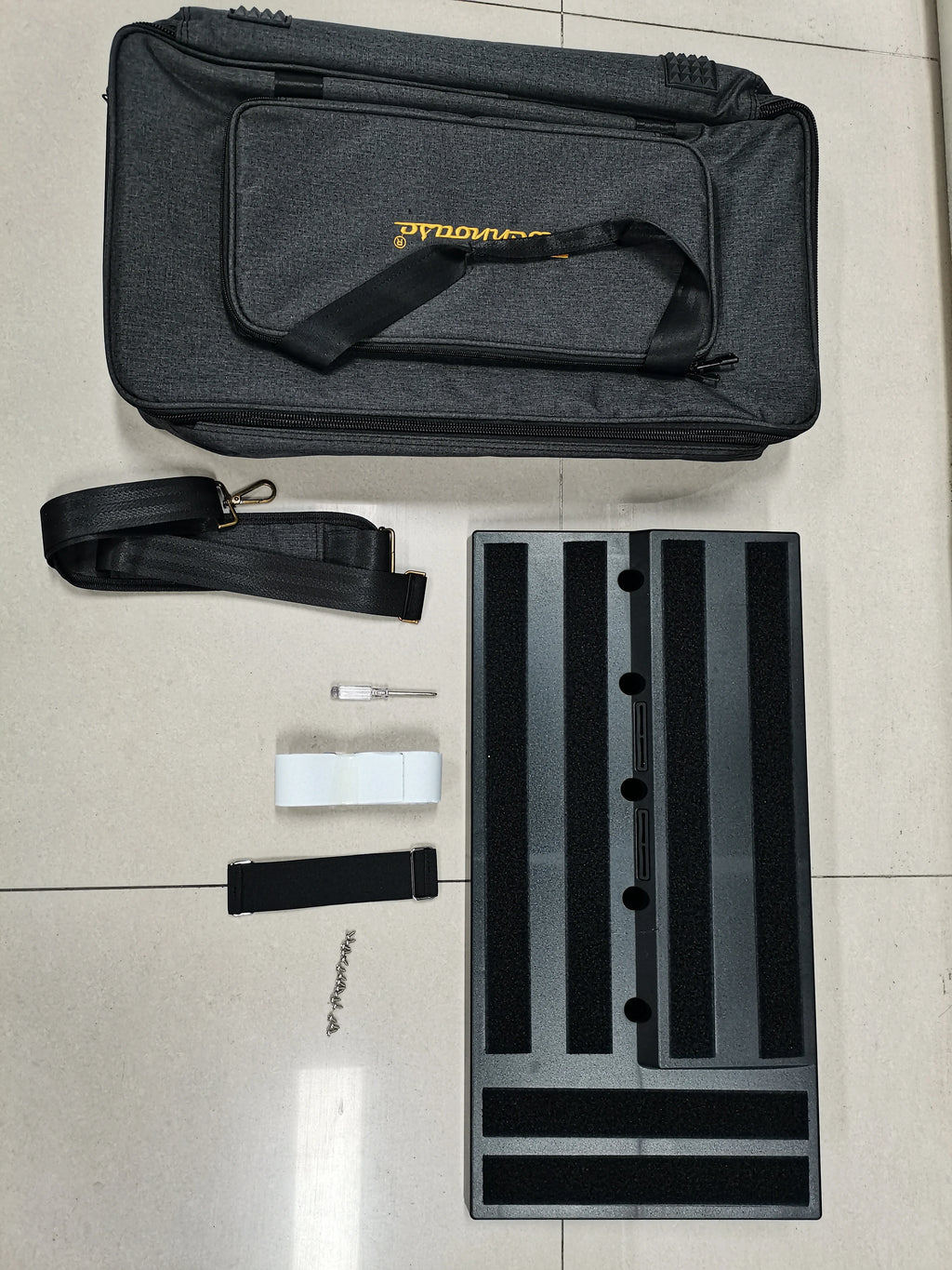 Rockhouse Guitar Pedal Board Dual-Sided Step Design