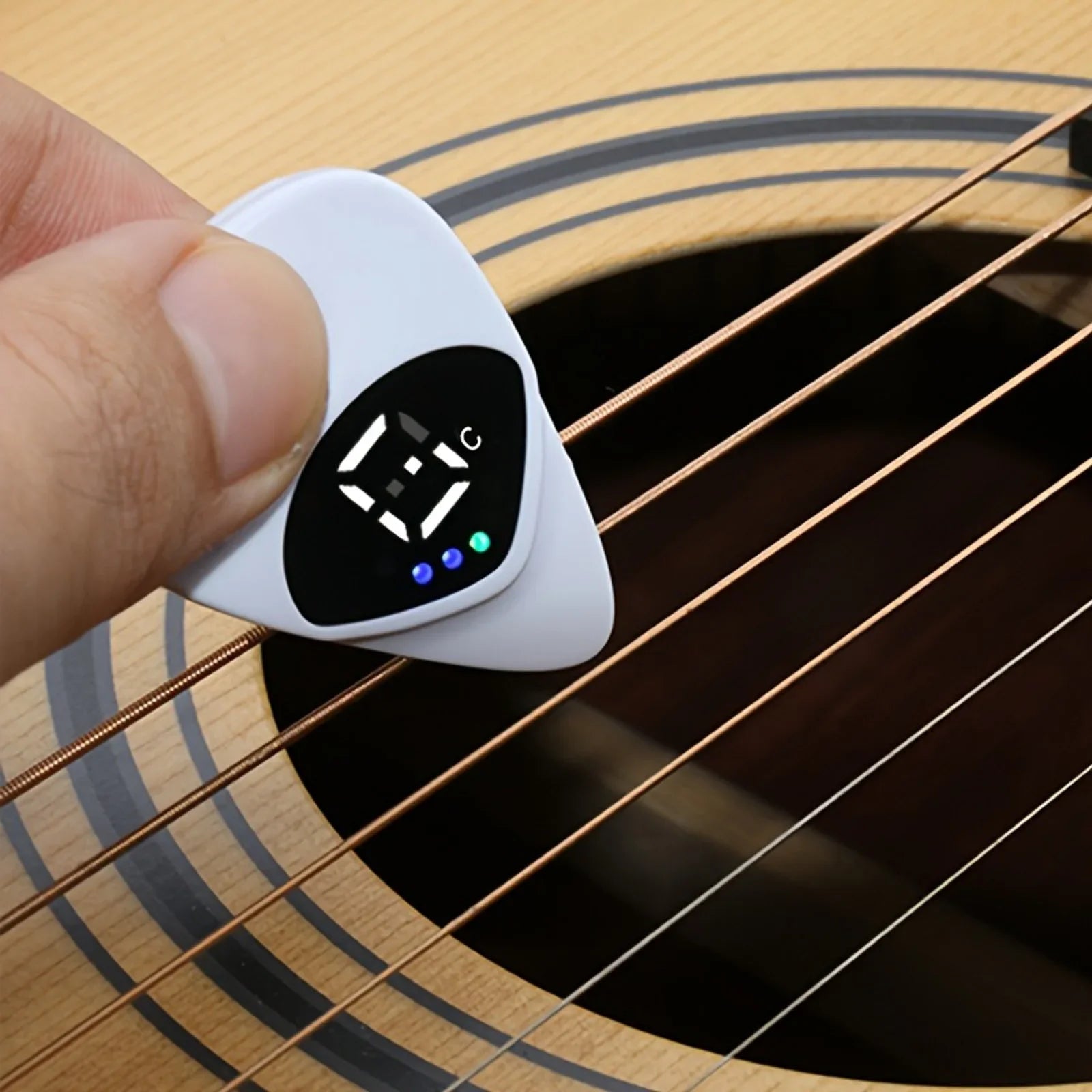 2-In-1 Guitar Pick & Tuner , Multi-Purpose Pitch Calibrator