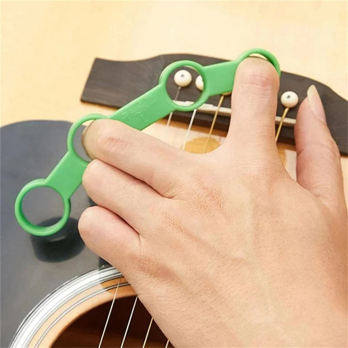 Musical Instrument Finger Expander Guitar Training Span Trainer